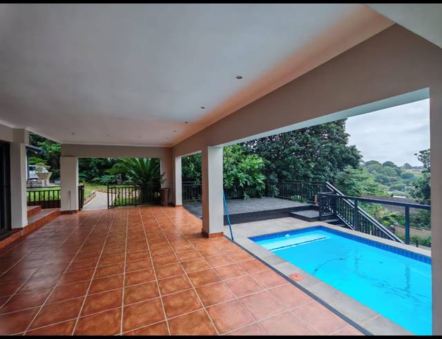 4 BEDROOM HOUSE FOR SALE IN BEREA WEST
